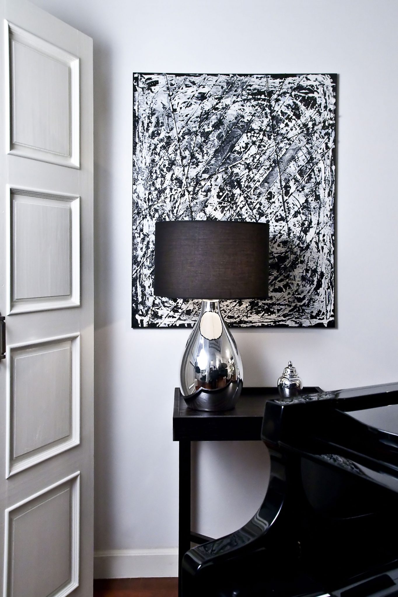 sydney interior designers monochromatic