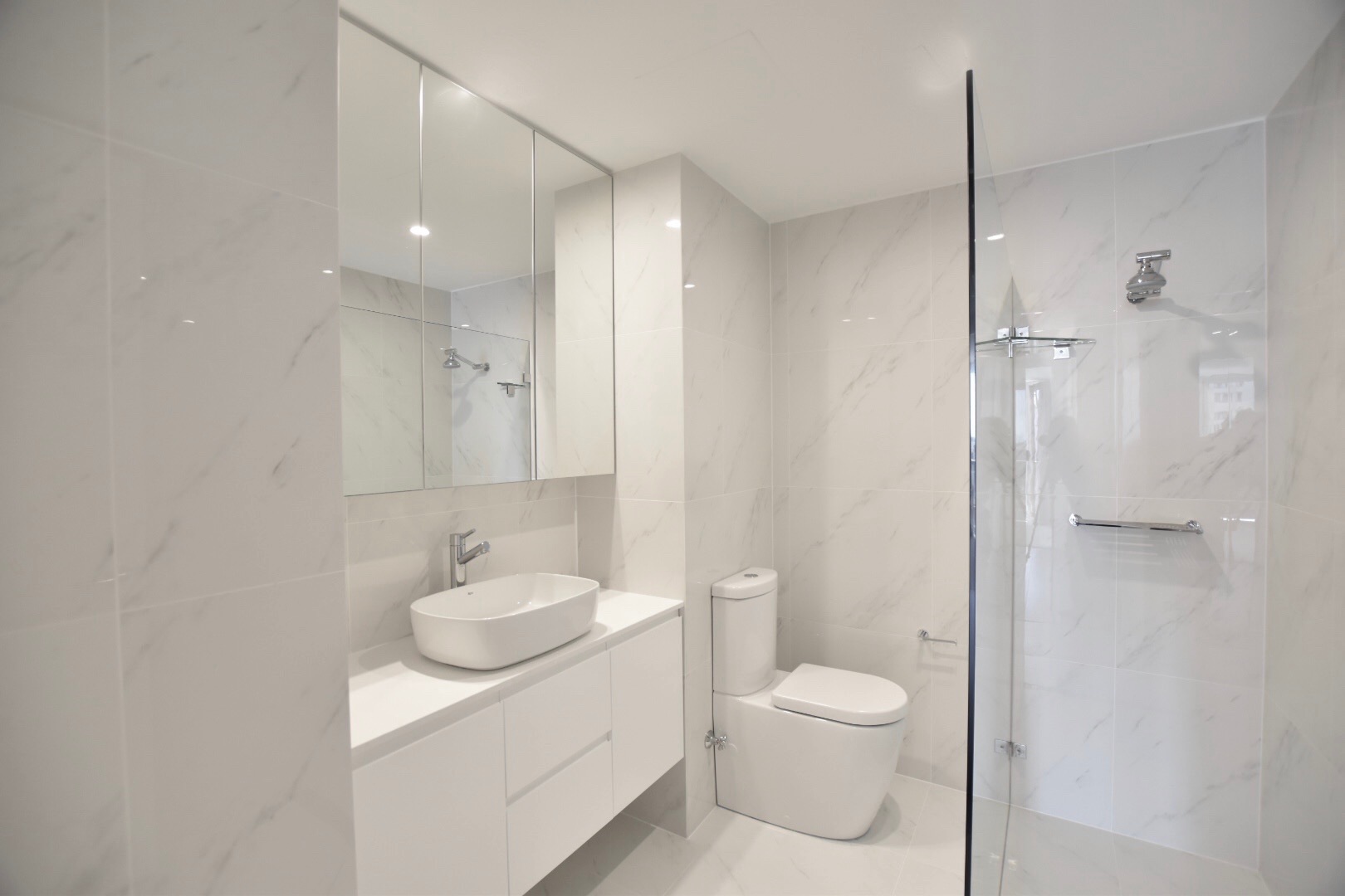 Bondi Interior Designer bathroom design